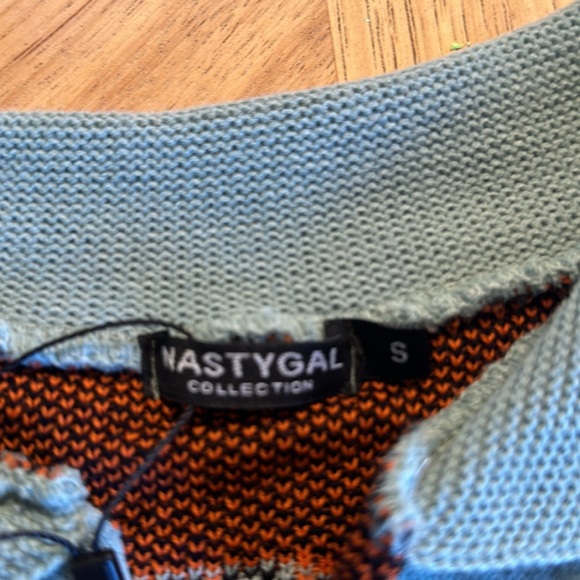 Tiger, knitted collar, sweater, and shorts, lounge set - Picture 4 of 4